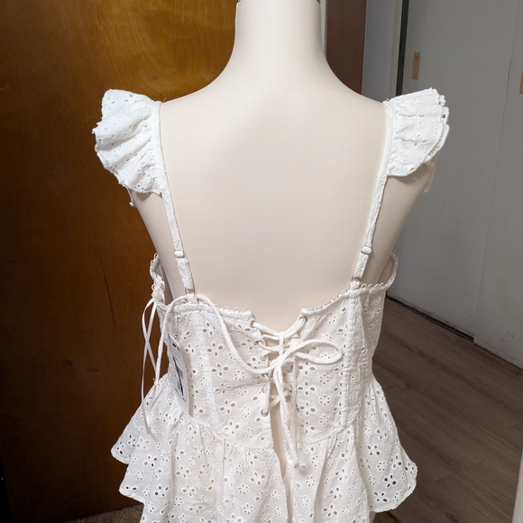 ❤️❤️❤️Astr White Eyelet Ruffle Blouse - Picture 3 of 8